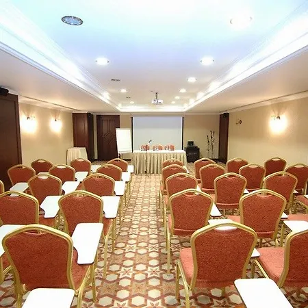 Taksim Gonen Отель 4*