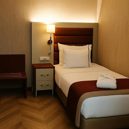 Hotel Taksim Gonen