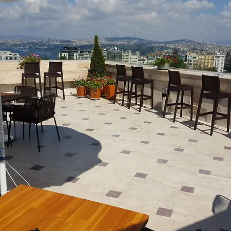 Otel Taksim Gonen